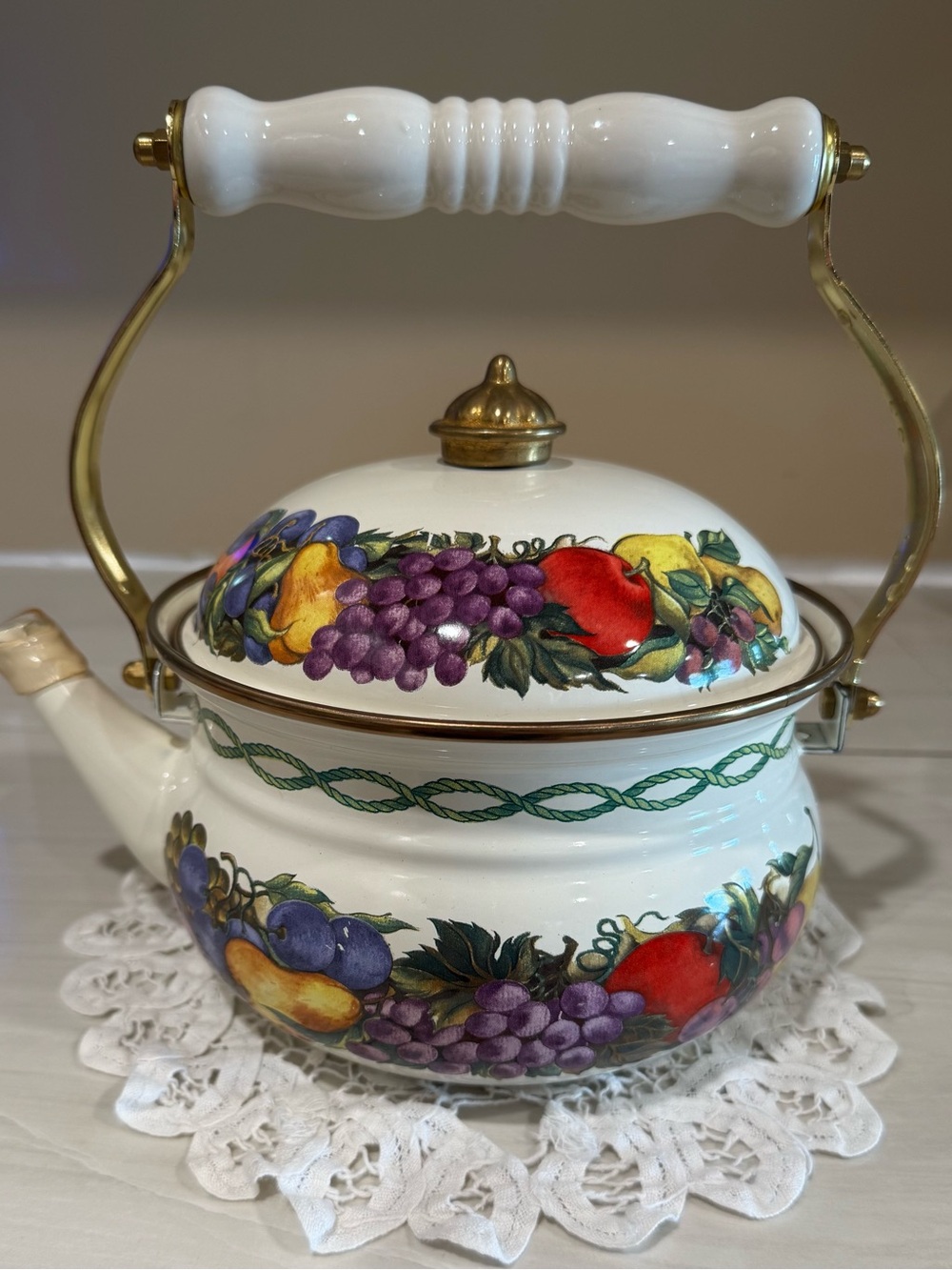 Vintage Cornucopia Fruit-Pattern Kettle with Brass/Ceramic Handle New Condition